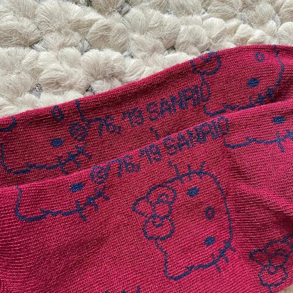 HELLO KITTY Cat Face black cherry red socks NEW! Limited Edition sanrio 78 adult
